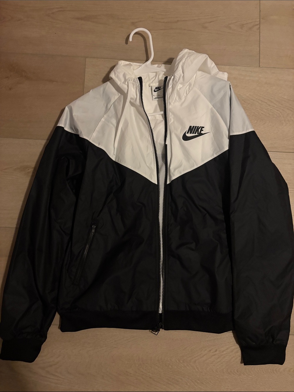 Nike Black and White Women's Windbreaker Jacket with Hood